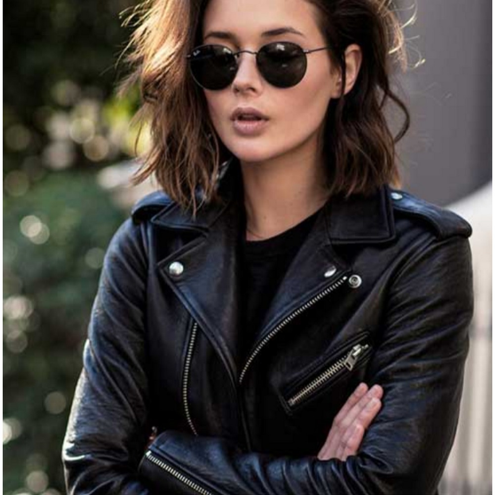 Meet your Posher, Brie